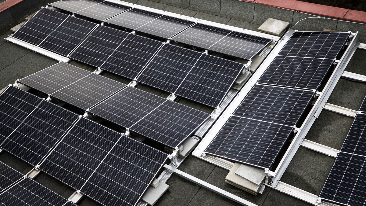 Loni se v Česku postavil rekordní počet solárních elektráren